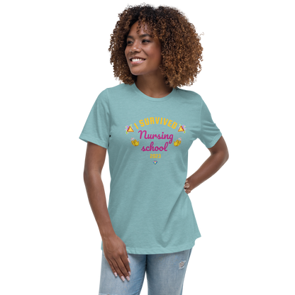 T-shirt femme avec citation "J'ai survécu à l'école d'infirmières 2023"